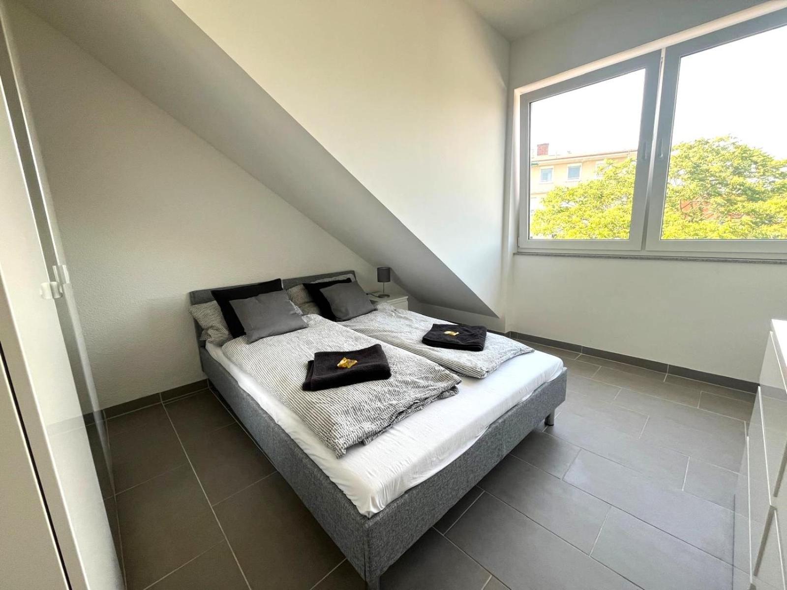Simplex Apartments Am Europaplatz Karlsruhe Chambre photo