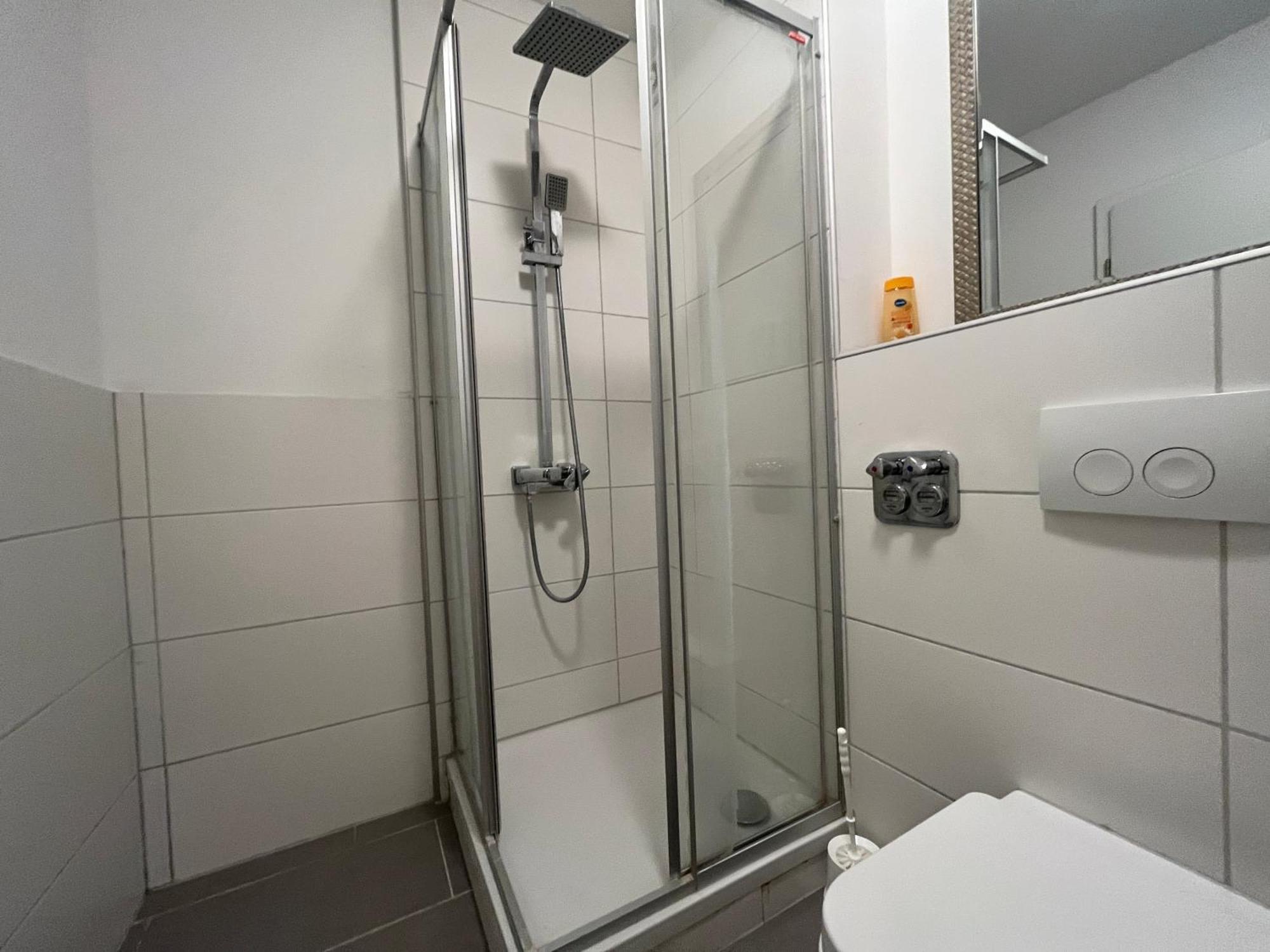 Simplex Apartments Am Europaplatz Karlsruhe Chambre photo